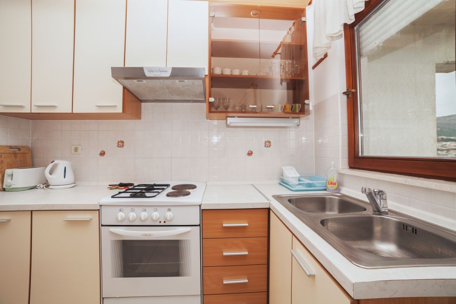 Studio kitchen